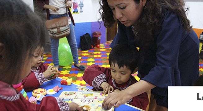 Universidad capitalina instala guardería para los hijos de sus estudiantes