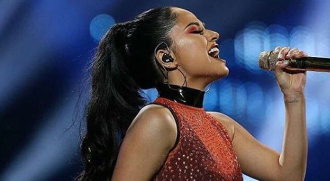 Becky G y su romántico mensaje para su novio