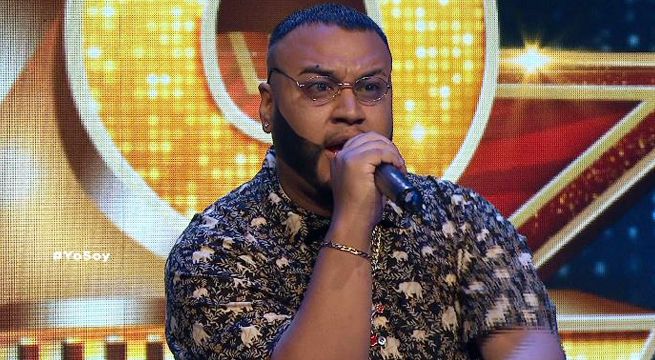 Imitador de Farruko se apoderó del escenario al cantar 