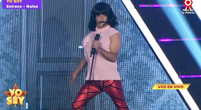 Imitador de Freddie Mercury cantó 