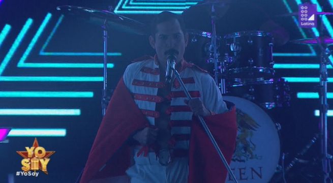 Imitador de Freddie Mercury cantó “We Will Rock You” y se enfrentó a comentarios de Ricardo Morán