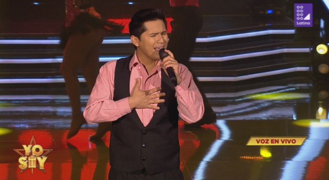 El imitador de Charlie Cardona puso a bailar a todos al ritmo de este tema