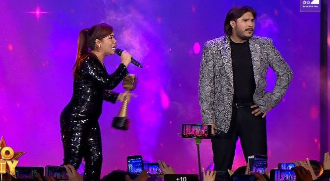 Imitadores de Pimpinela cantaron 