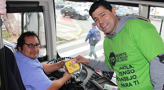 “El Checho” Ibarra se unió a la campaña vial del Touring y Latina