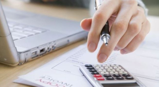 Conoce cómo armar un presupuesto y un plan de ahorro