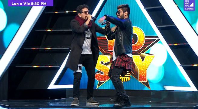 Imitadores de Mau y Ricky cantaron 
