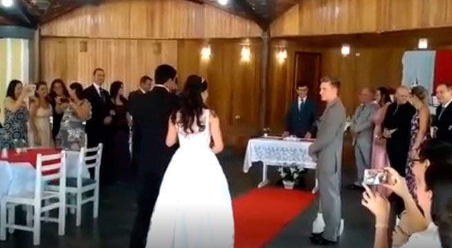 YouTube: broma de los gemidos arruina ceremonia de matrimonio