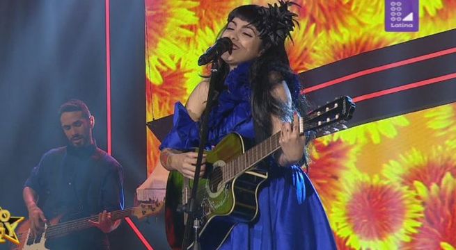 Imitadora de Mon Laferte interpretó “Amor completo” en la gala de este viernes