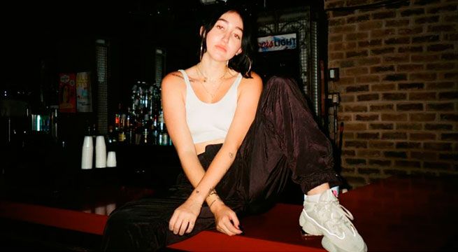 Hermana de Miley Cyrus sube a Instagram una foto que podría llevarla a la cárcel