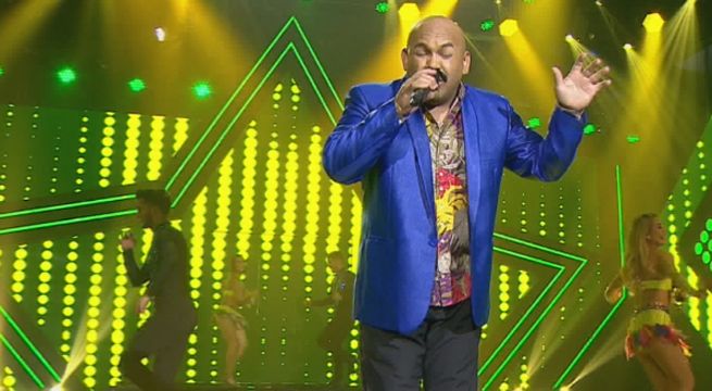 El imitador de Oscar D'León nos regaló el tema “Que bueno baila usted”