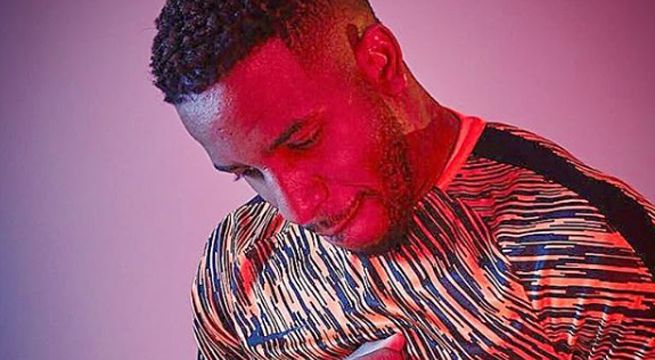 Válgame Dios: Jefferson Farfán está más feliz que nunca y le canta al amor