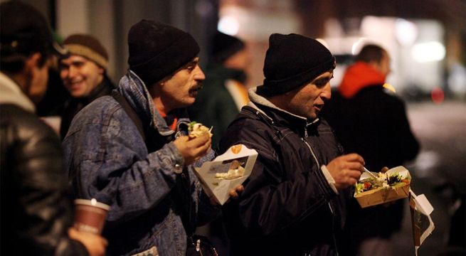 País recibe premio tras obligar a supermercados a regalar comida que no llegan a vender