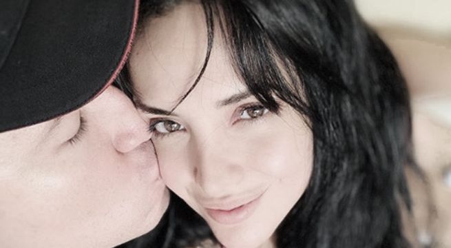 Rosángela Espinoza se va de juerga, la rompe bailando y ni rastro de su pareja