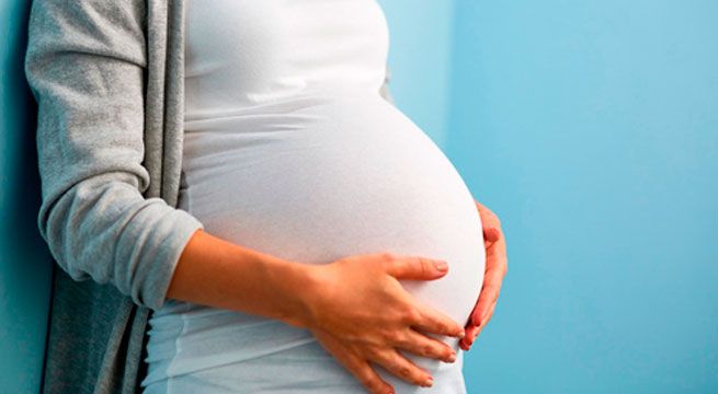 Mujer da a luz a dos niños de padres distintos tras engañar a su esposo