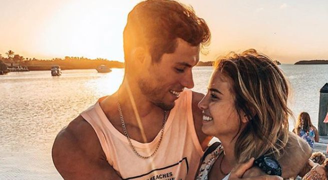 Flavia Laos le dice a su padre que está embarazada y este reacciona así