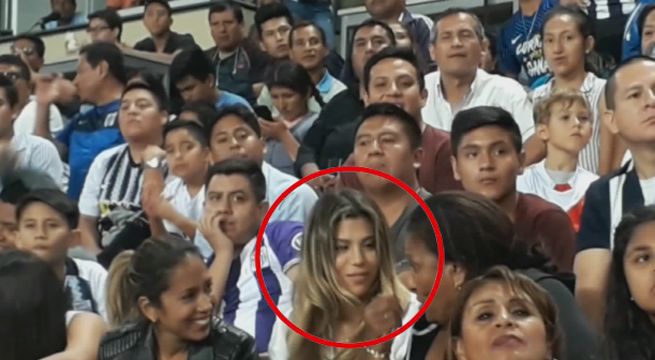 Alondra García Miró alentó a Paolo Guerrero desde la tribuna del Estadio Nacional  