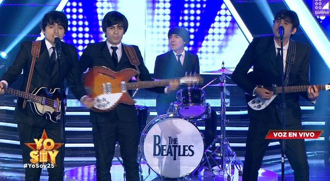 Imitadores de The Beatles cantaron “Can’t buy me love” y se apoderaron del escenario