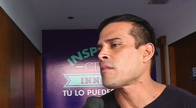 Christian Domínguez le saca el sable a la Chabelita y le pone el parche