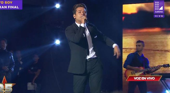 Imitador de Luis Miguel interpretó “Mix Cuando calienta el Sol” en la Gran Final