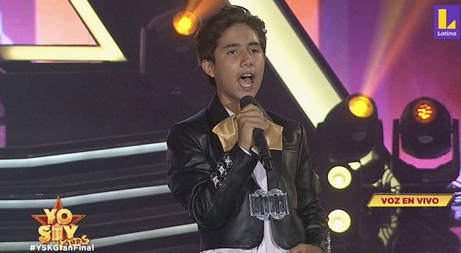 Imitador de Alejandro Fernández retumbó el escenario al cantar “Como quien pierde una estrella”