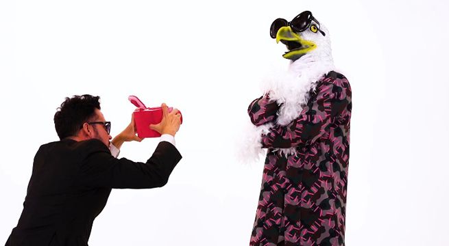 Mira las pistas del ‘Águila’ y trata de conocer quién es en realidad este enmascarado