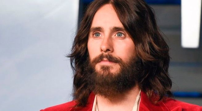 Jared Leto sorprendido por todo lo que pasa en el mundo desde que dejó su retiro en el desierto