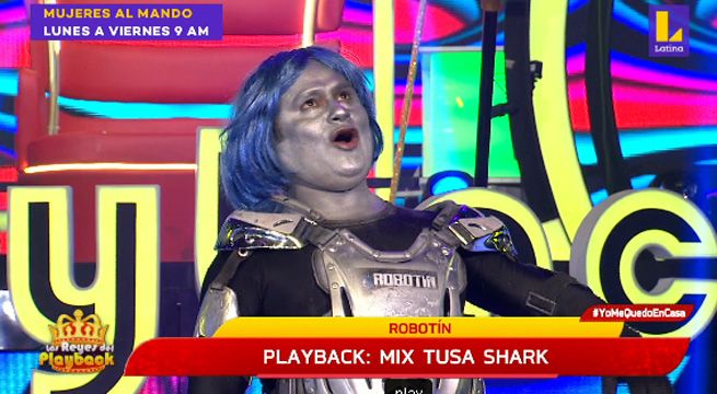 Robotín demostró todo su talento con un "Mix de Tusa Shark"