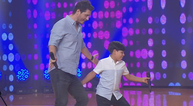 Johan armó la fiesta en el set de Súper Kids con su gran interpretación