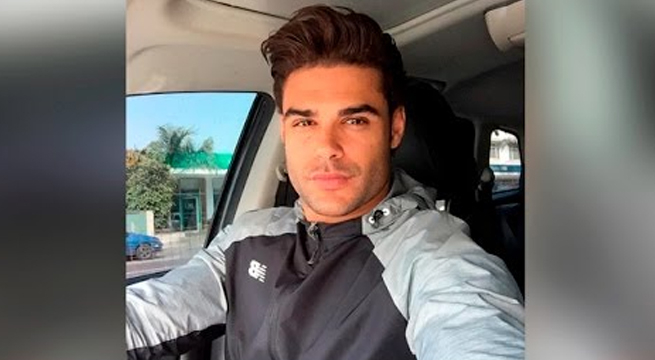 Erick Sabater llega con chicas a discoteca del Sur pero no lo dejan entrar