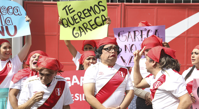 Las vecinas de la organización Caperucita Roja exigieron la renovación de Ricardo Gareca