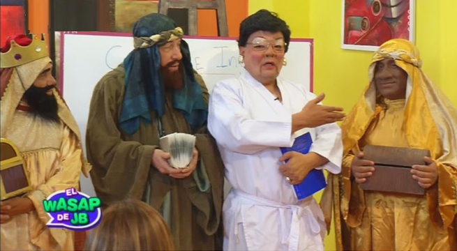 Los reyes magos y la nueva profesora de ruso llegan para ayudar a Miss Susana