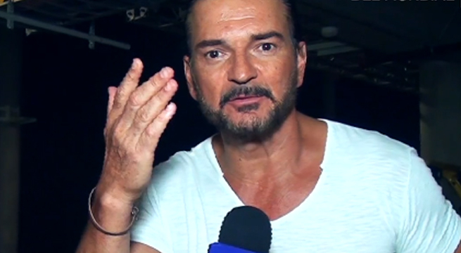 Ricardo Arjona, el hombre de las cinco décadas, conversa con Punto Final