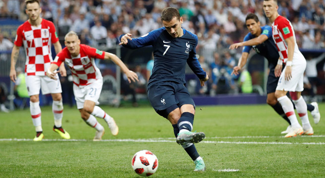 Rusia 2018: Antoine Griezmann no perdonó a Croacia y marcó desde el punto de penal