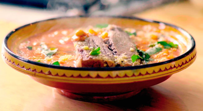 Bravazo: cómo preparar un rico “Menestrón rojo” con Gastón Acurio