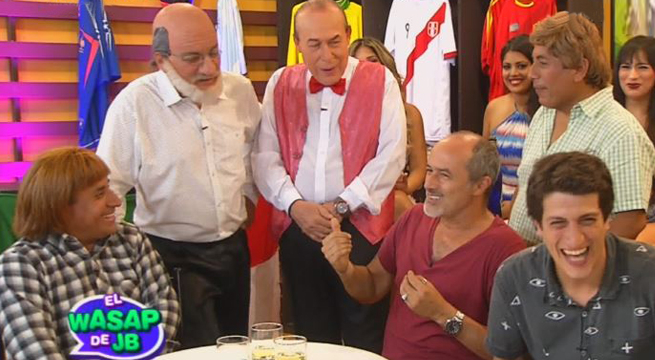 Carlos Alcántara y Stefano Tosso compartieron mesa con el tío Lisuratás y compañía
