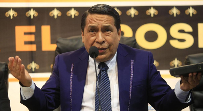 Válgame Dios: Los excesos y excentricidades del pastor Alberto Santana y su hijo Cohelet