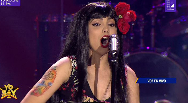 Imitadora de Mon Laferte cantó el tema 