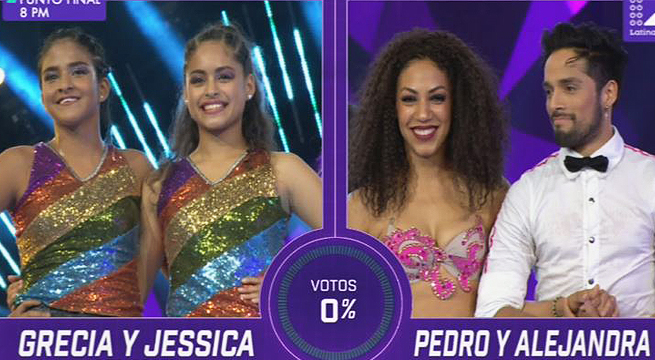 Una pareja de chicas llegó con toda la actitud para enfrentar a su maestra