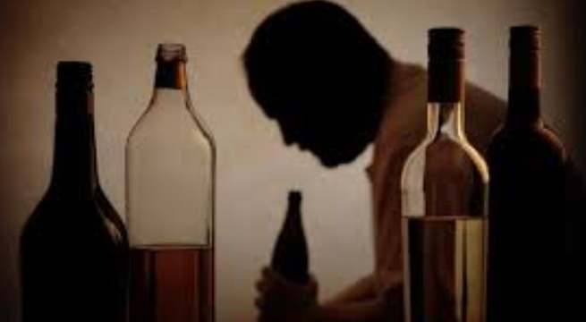 Tengo Algo Que Decirte: “Las malas juntas y el alcohol vuelven a mi esposo violento”