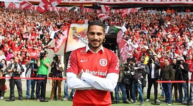 Paolo Guerrero cambió de look en medio de cuarentena