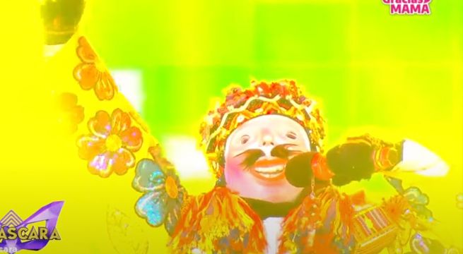 El ‘Ekeko’ le puso sabor a la noche al cantar “El baile del sua sua”