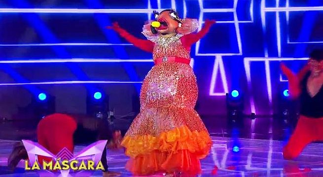 La ‘Diva del mar’ cantó y encantó con la canción “Lady marmalade”