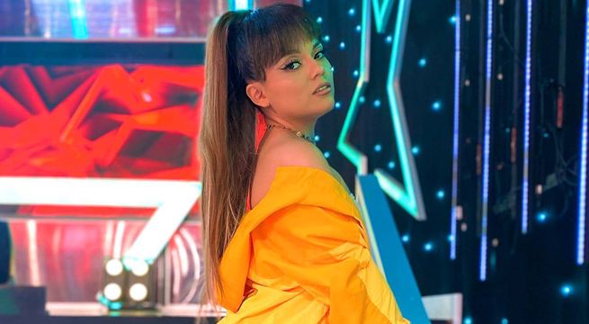 Imitadora de Ariana Grande cantó “Side to side” para convencer al jurado