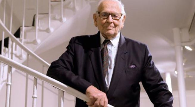 Diseñador de moda francés Pierre Cardin muere a los 98 años