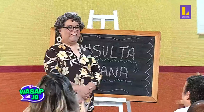 La tía Gloria no se cansa de vacilar a los asistentes a su 'consulta ciudadana'