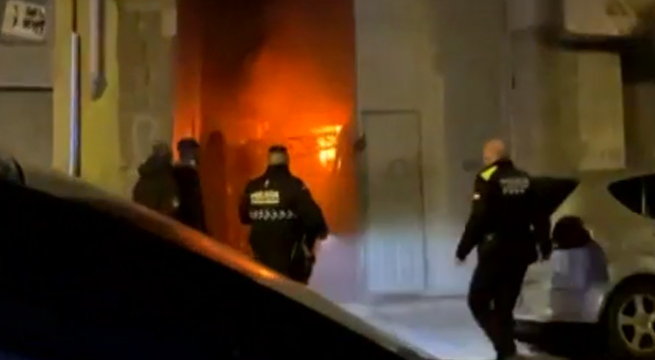 Al menos dos muertos en incendio de fábrica en España