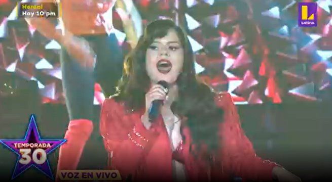 La imitadora de Selena cantó “Bidi Bidi Bom Bom”