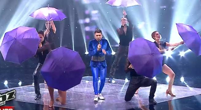 Giani Méndez cantó “La gata bajo la lluvia” para cerrar los conciertos del sábado