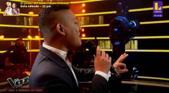 Aldair Sánchez interpretó el tema “La primera vez” en la noche de eliminación