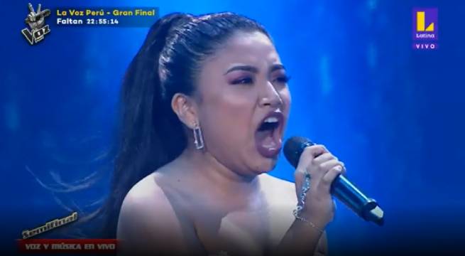 Valeria Zapata cantó 